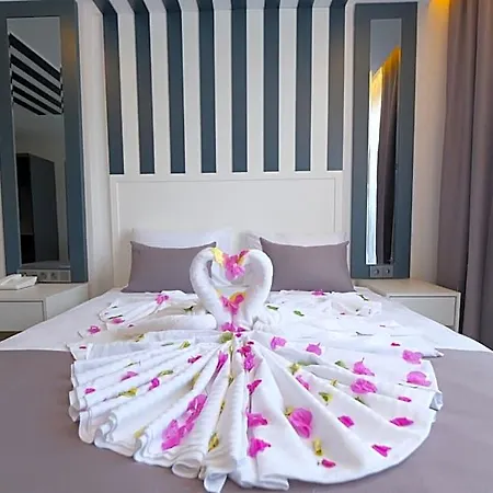 Black Royal Belek فندق