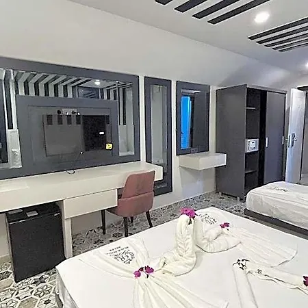 Black Royal Belek 3* Serik